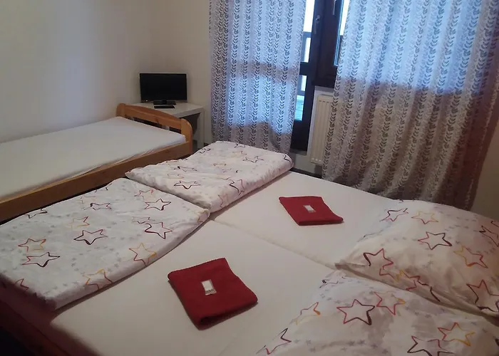 Konukevi Na Prehrade 3*