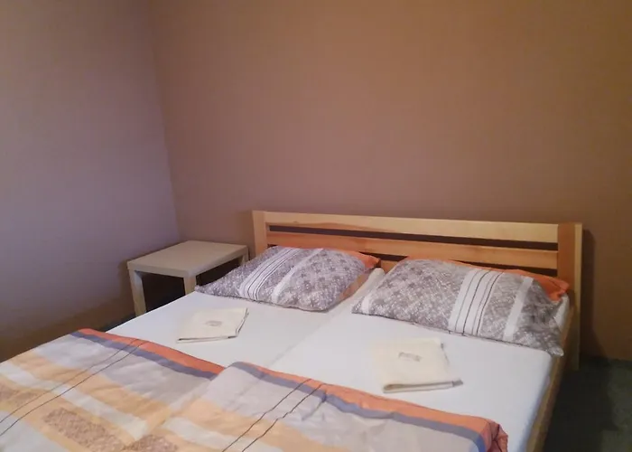 Na Prehrade Konukevi