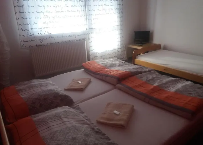 Na Prehrade Konukevi Smradávka
